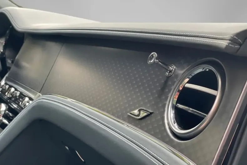 Bentley Flying Spur din 2024 cu 2.500 km - oferta BEN147096 - foto 18