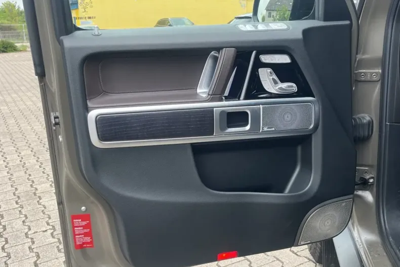 Mercedes-Benz G 400 din 2022 cu 6.200 km - oferta MER147098 - foto 13