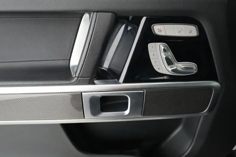 Mercedes-Benz G 400 din 2021 cu 57.480 km - oferta MER147102 - foto 19