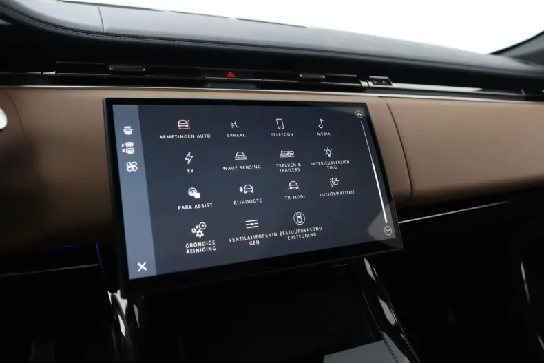 Land Rover Range Rover Sport din 2025 cu 3.107 km - oferta LAN147106 - foto 25