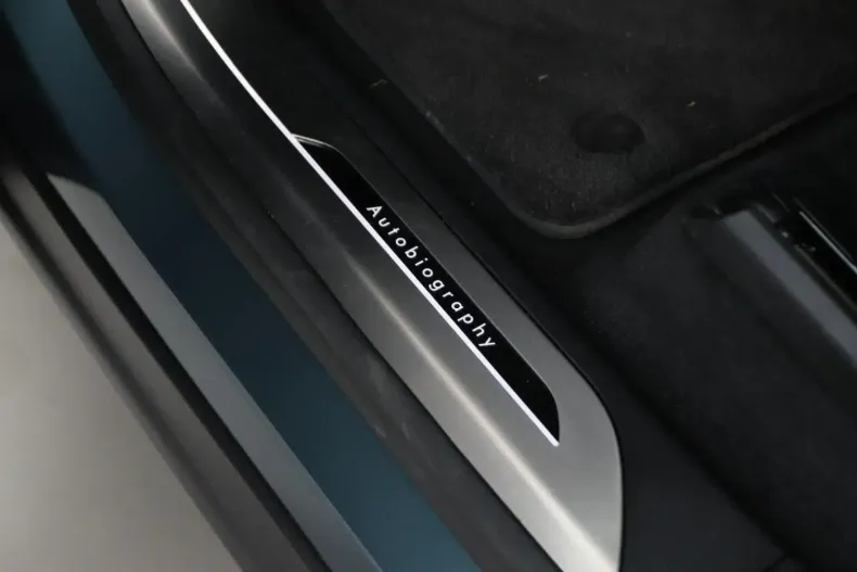 Land Rover Range Rover Sport din 2025 cu 3.107 km - oferta LAN147106 - foto 47