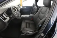 Volvo XC60 din 2025 cu 12.373 km - oferta VOL147107 - foto 3