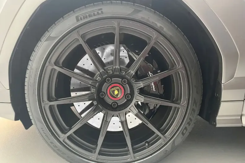 Lamborghini Urus din 2024 cu 9.200 km - oferta LAM147108 - foto 13