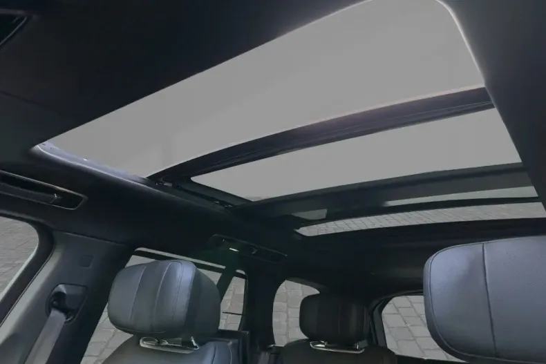 Land Rover Range Rover din 2024 cu 12.165 km - oferta LAN147114 - foto 19