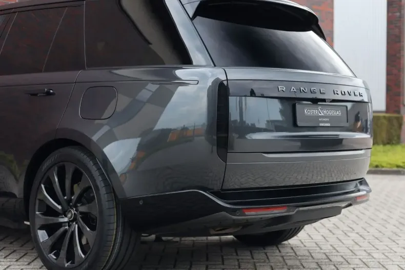 Land Rover Range Rover din 2025 cu 3.947 km - oferta LAN147115 - foto 8