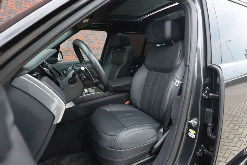 Land Rover Range Rover din 2025 cu 3.947 km - oferta LAN147115 - foto 20