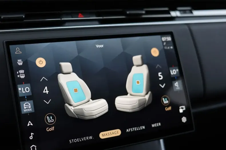 Land Rover Range Rover din 2025 cu 3.947 km - oferta LAN147115 - foto 21