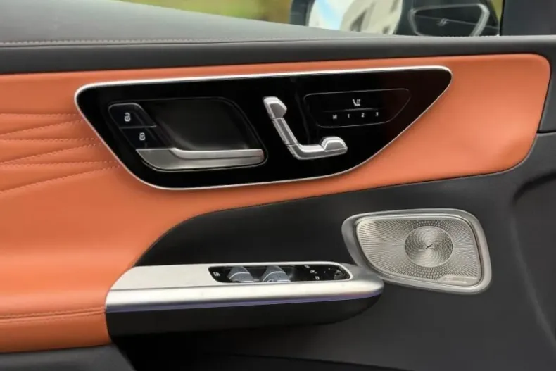 Mercedes-Benz GLC 300 din 2024 cu 12.311 km - oferta MER147117 - foto 7