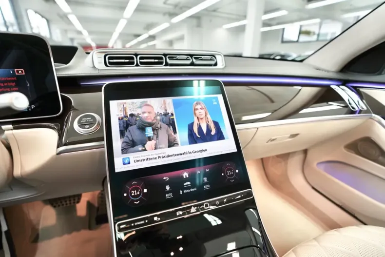 Mercedes-Benz S 580 din 2025 cu 27.700 km - oferta MER147118 - foto 47