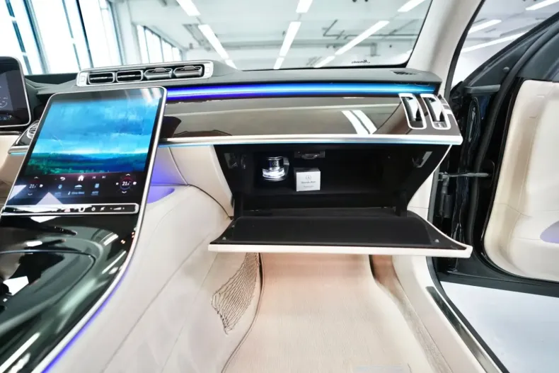 Mercedes-Benz S 580 din 2025 cu 27.700 km - oferta MER147118 - foto 49