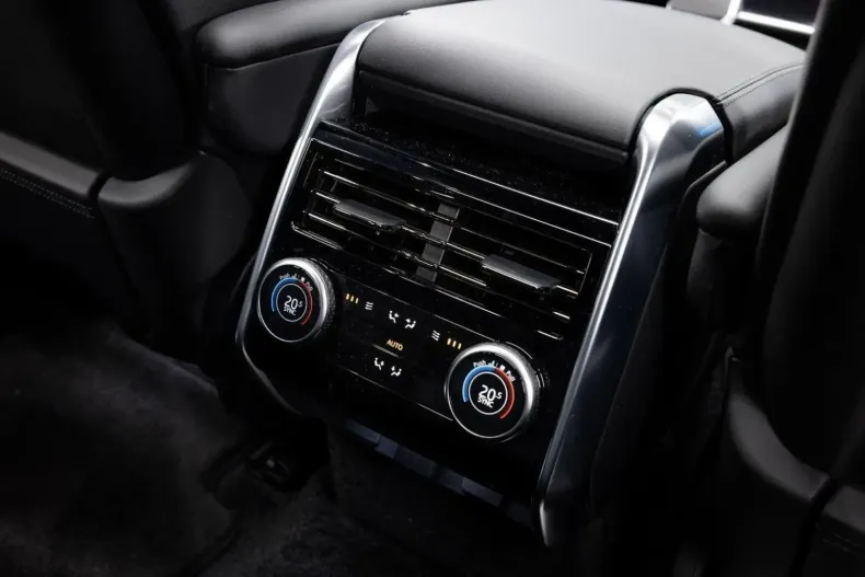 Land Rover Range Rover din 2025 cu 1.001 km - oferta LAN147119 - foto 33