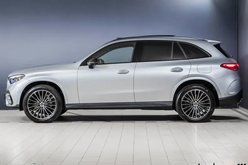 Mercedes-Benz GLC 300 din 2024 cu 8.705 km - oferta MER147120 - foto 4