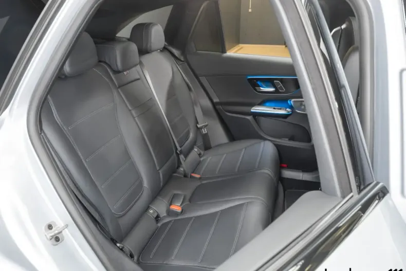 Mercedes-Benz GLC 300 din 2024 cu 8.705 km - oferta MER147120 - foto 16