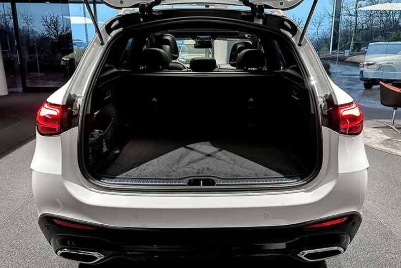 Mercedes-Benz GLC 200 din 2025 cu 11.196 km - oferta MER147121 - foto 11