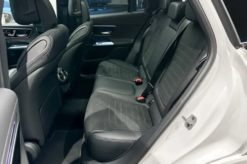 Mercedes-Benz GLC 200 din 2025 cu 11.196 km - oferta MER147121 - foto 12