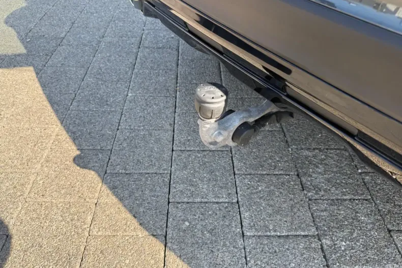 Mercedes-Benz GLC 300 din 2024 cu 42.340 km - oferta MER147125 - foto 9