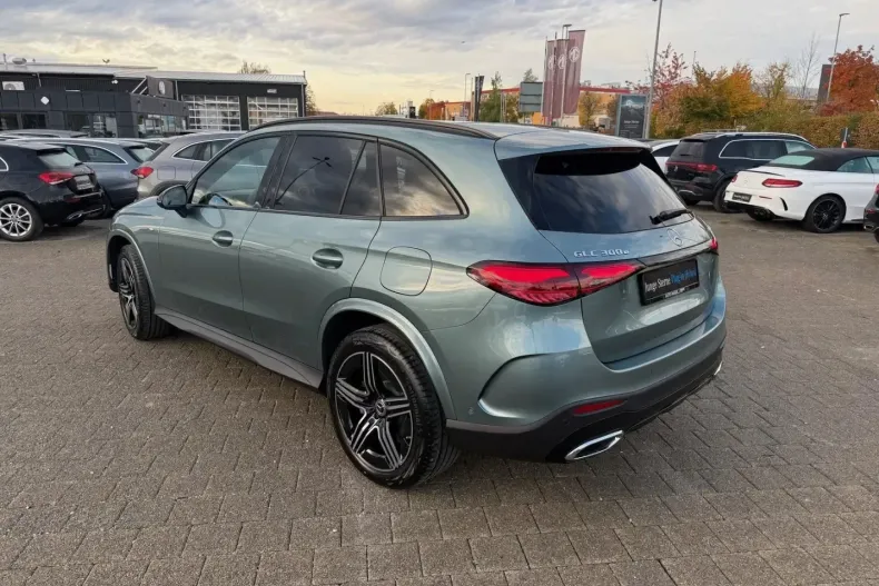 Mercedes-Benz GLC 300 din 2024 cu 3.245 km - oferta MER147126 - foto 7