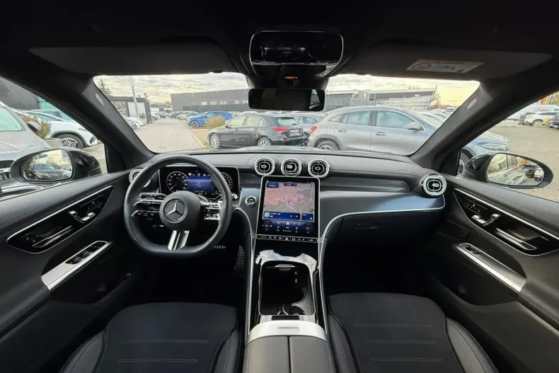 Mercedes-Benz GLC 300 din 2024 cu 3.245 km - oferta MER147126 - foto 11