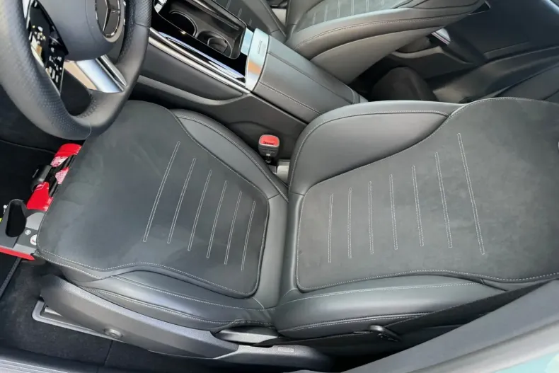 Mercedes-Benz GLC 300 din 2024 cu 3.245 km - oferta MER147126 - foto 16