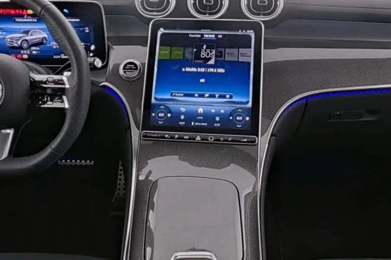 Mercedes-Benz GLC 300 din 2025 cu 8.886 km - oferta MER147129 - foto 5