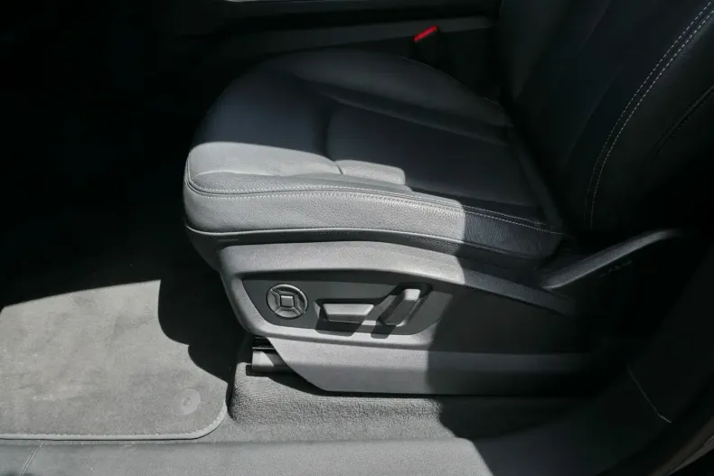 Audi Q8 din 2025 cu 29.200 km - oferta AUD147134 - foto 22