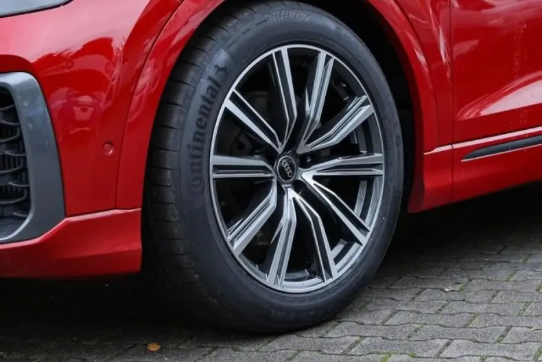 Audi Q8 din 2025 cu 23.040 km - oferta AUD147135 - foto 8