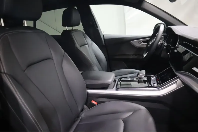 Audi Q8 din 2024 cu 24.858 km - oferta AUD147138 - foto 6