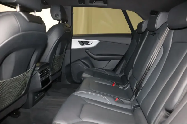 Audi Q8 din 2024 cu 24.858 km - oferta AUD147138 - foto 11