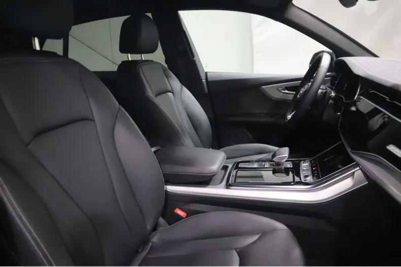 Audi Q8 din 2024 cu 24.858 km - oferta AUD147138 - foto 14