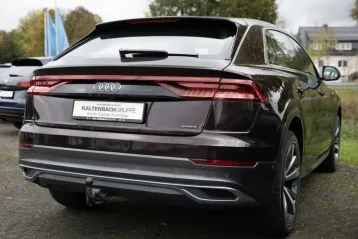 Audi Q8 din 2021 - oferta AUD147155
