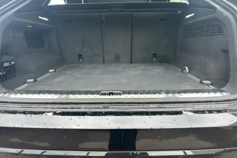 Audi Q8 din 2021 cu 45.235 km - oferta AUD147156 - foto 12