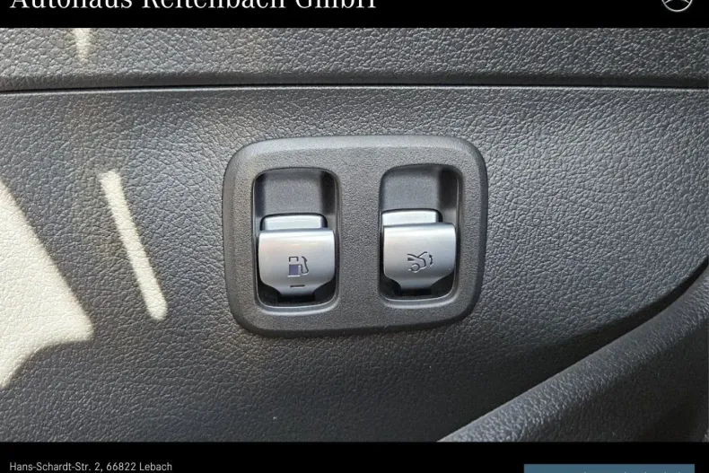 Mercedes-Benz C 300 din 2023 cu 12.400 km - oferta MER147159 - foto 21