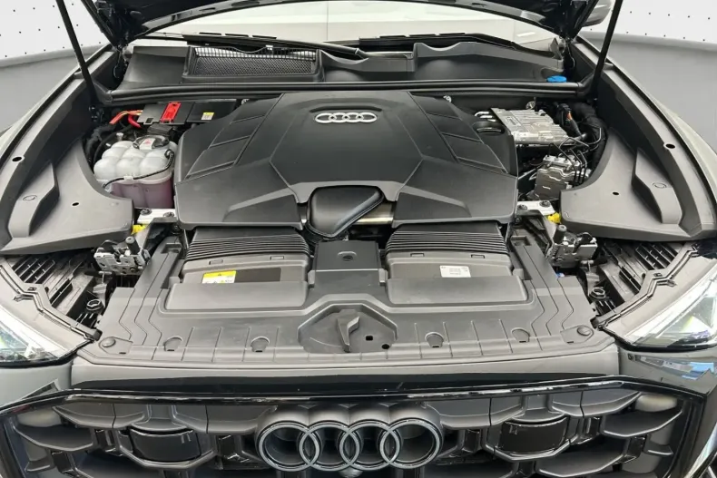 Audi Q8 din 2024 cu 24.242 km - oferta AUD147160 - foto 8