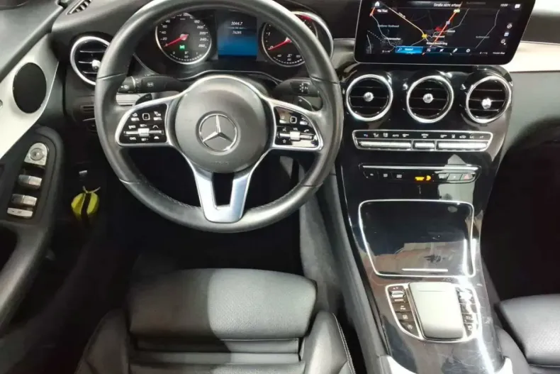 Mercedes-Benz GLC 220 din 2022 cu 76.284 km - oferta MER147161 - foto 3