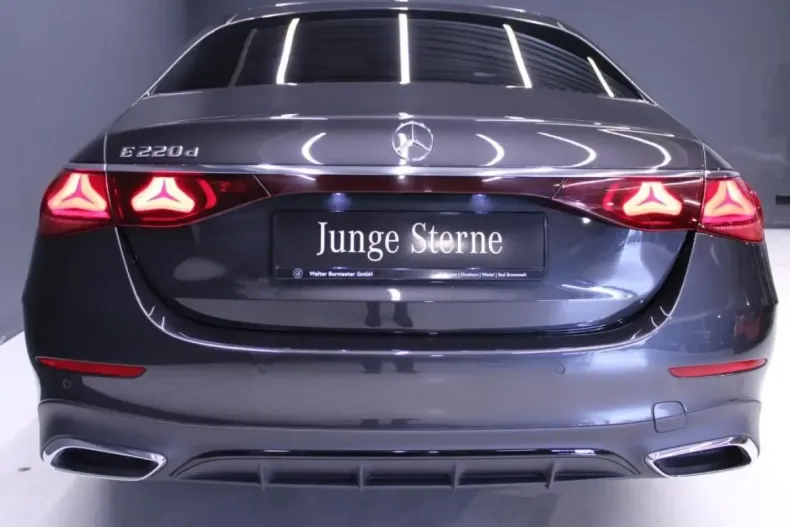 Mercedes-Benz E 220 din 2023 cu 36.920 km - oferta MER147165 - foto 6