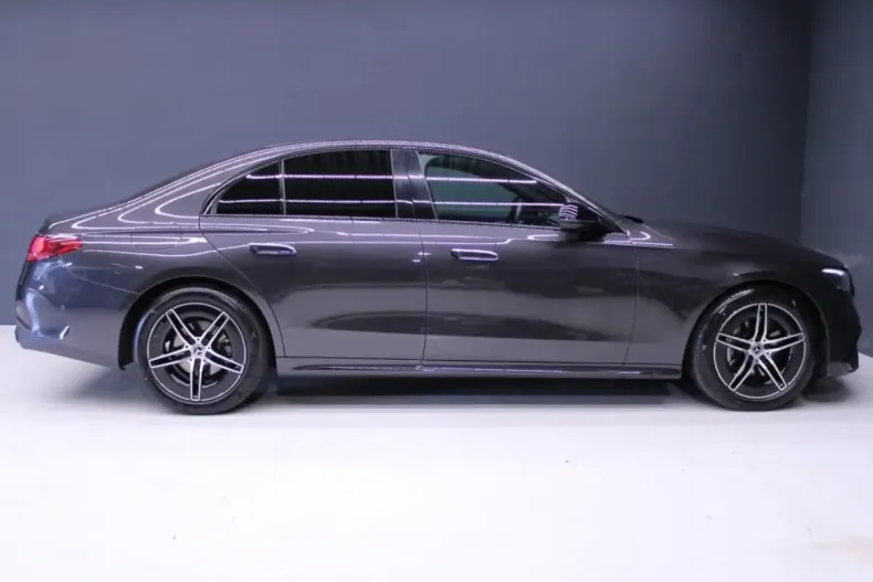 Mercedes-Benz E 220 din 2023 cu 36.920 km - oferta MER147165 - foto 7