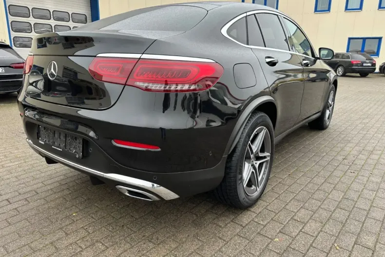 Mercedes-Benz GLC 220 din 2021 cu 69.500 km - oferta MER147167 - foto 4
