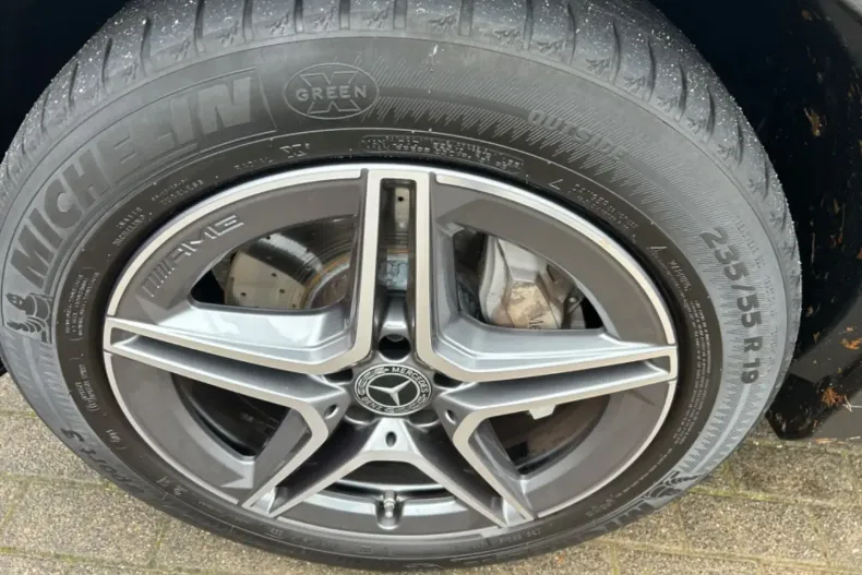 Mercedes-Benz GLC 220 din 2021 cu 69.500 km - oferta MER147167 - foto 13