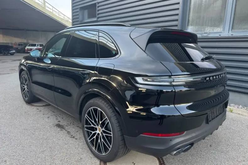 Porsche Cayenne din 2024 cu 57.000 km - oferta POR147171 - foto 4