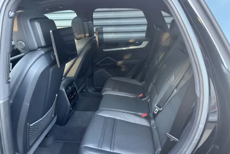 Porsche Cayenne din 2024 cu 57.000 km - oferta POR147171 - foto 9