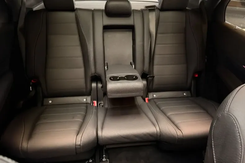 Mercedes-Benz GLE 450 din 2024 cu 25.755 km - oferta MER147173 - foto 42