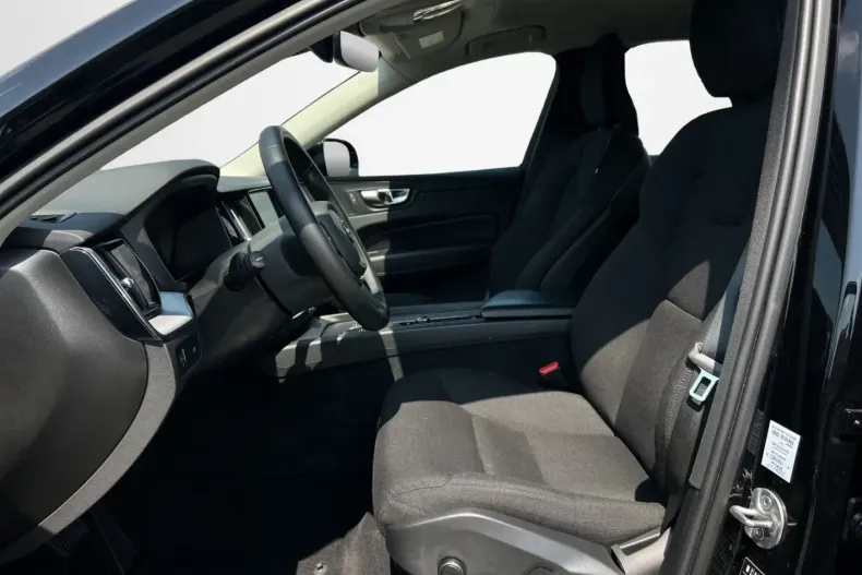 Volvo XC60 din 2022 cu 72.650 km - oferta VOL147175 - foto 10