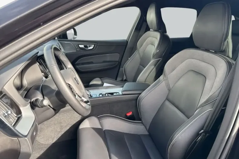 Volvo XC60 din 2024 cu 25.266 km - oferta VOL147176 - foto 10