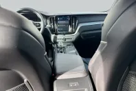 Volvo XC60 din 2024 cu 25.266 km - oferta VOL147176 - foto 13