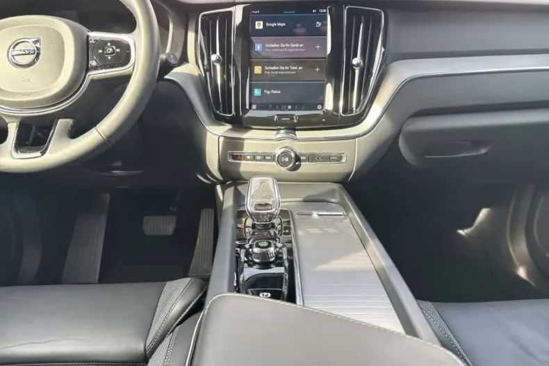 Volvo XC60 din 2024 cu 25.266 km - oferta VOL147176 - foto 14