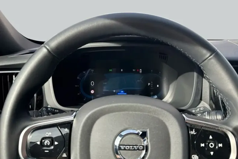 Volvo XC60 din 2024 cu 25.266 km - oferta VOL147176 - foto 16