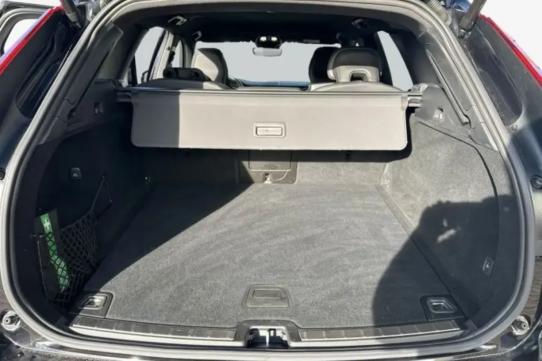 Volvo XC60 din 2024 cu 31.917 km - oferta VOL147178 - foto 7