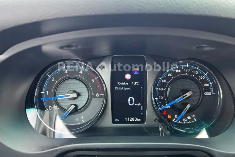 Toyota Hilux din 2023 cu 11.283 km - oferta TOY147184 - foto 12
