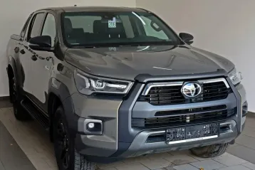 Toyota Hilux din 2024 - oferta TOY147185