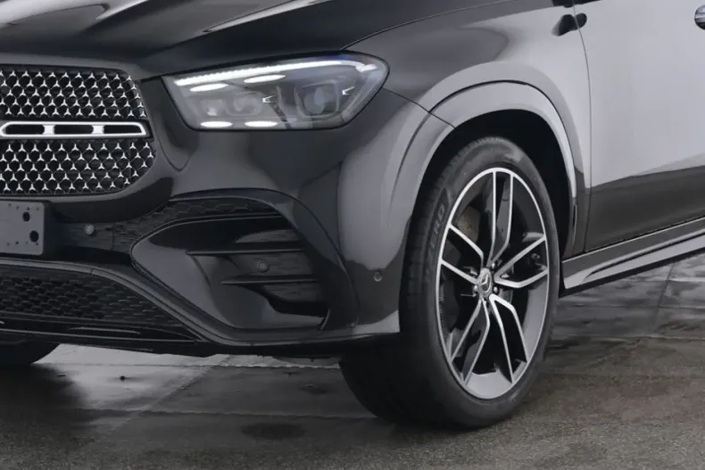 Mercedes-Benz GLE 450 din 2024 cu 13.714 km - oferta MER147187 - foto 3